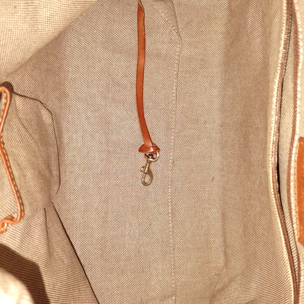 Dooney & Bourke Shoulder Bag White/Brown LG - Picture 15 of 16